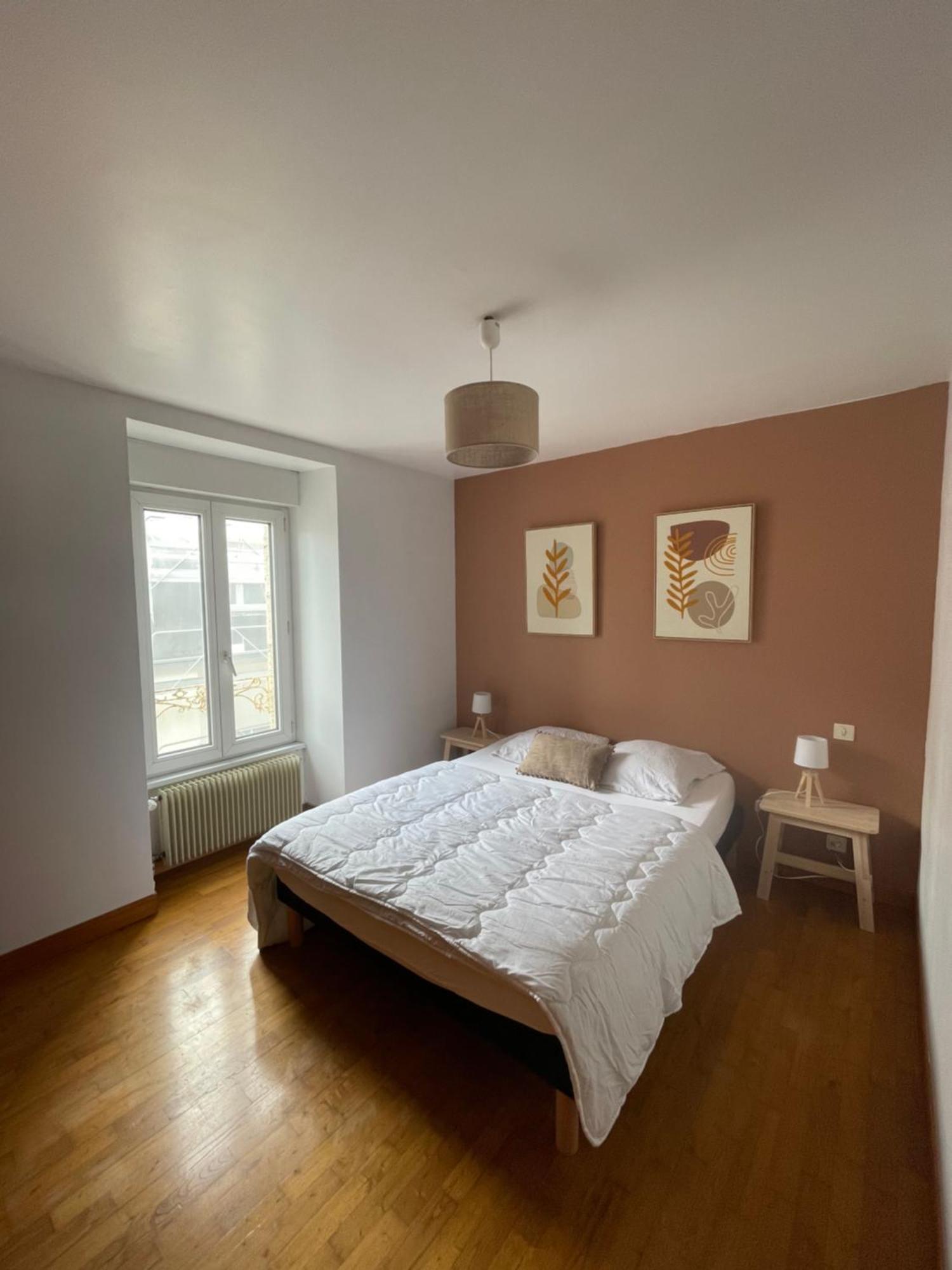 Charmant Appartement Avec Terrasse Entre Centre-Ville Et Plages De Concarneau Luaran gambar